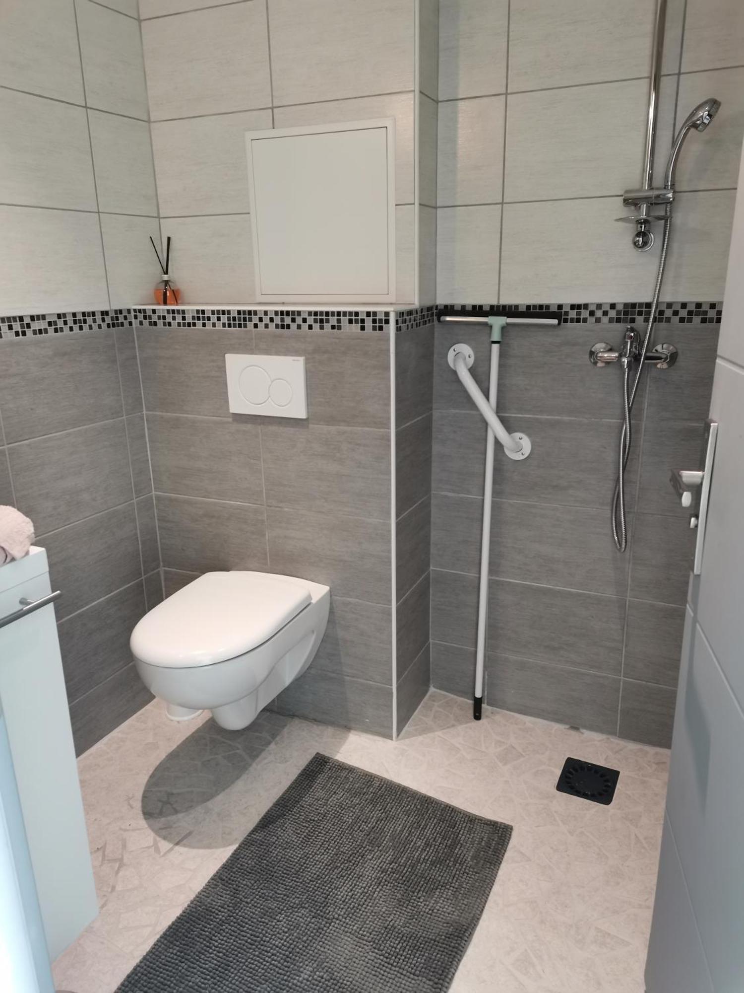 Le Pommiers Apartment Luaran gambar
